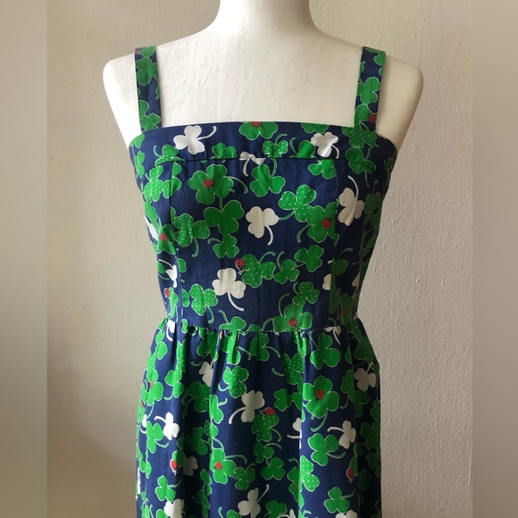 Vintage shamrock dress with ladybugs. - Picture 3 of 5